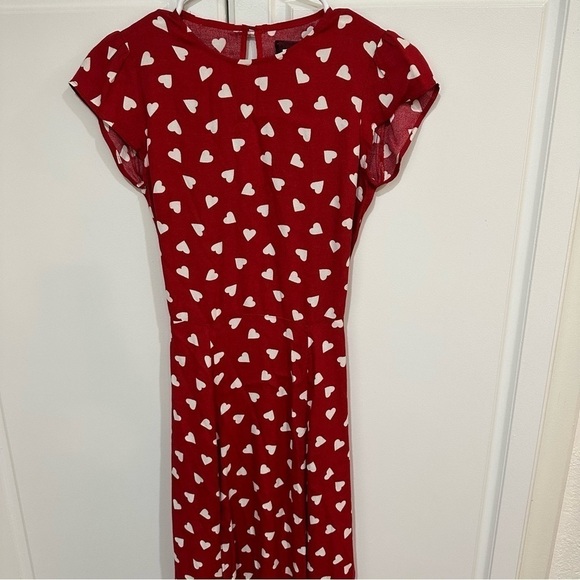 Rare Reformation Gavin Dress in Hearts - Picture 7 of 8